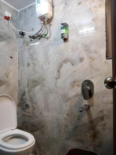 Marquis Luxe Guest House - 8