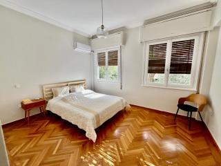 Athens Classic Luxury 2-Bedroom Apartment - 7