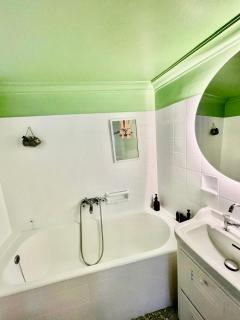 Athens Classic Luxury 2-Bedroom Apartment - 1