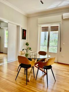 Athens Classic Luxury 2-Bedroom Apartment - 8