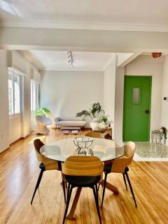 Athens Classic Luxury 2-Bedroom Apartment - 9