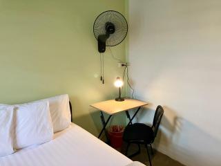 326 Podtel at The Breakie Bar - 7