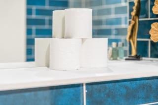 Modern 2BR Near City Centre - Free Parking - 4