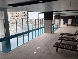 WOW, Luxury, Lvl 16, Central, 2 Bed, Lap Pool, Spa - 6