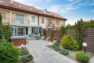 Family House z 3 Sypialniami - ALLDAYHOLIDAY - 0