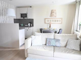 Berthin-Bleeg-Str. 1, W4, Esprit 3 - 8