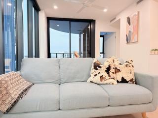 RiverView Breeze Hamilton 3B2B with Free Parking - 2