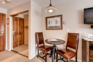 Ski In, Ski Out Studio Condo In The Heart Of Lionshead Village With Mountain View, Hot Tubs, And Pool Access - 6