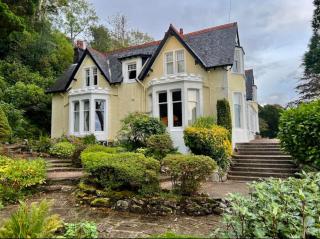 Camus House, Lochside Guest House - 0