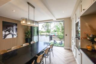 Oak Dene By Birch Stays - 4