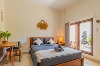 Kubu Deandari Guest House - 8