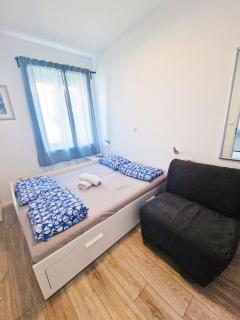 Split Center Stay - 6