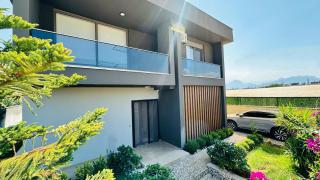 Modern Luxury Villa - 3