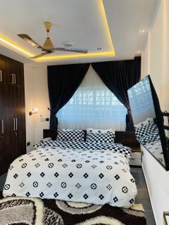 Exclusive 4 Bedroom Luxury Home - 1