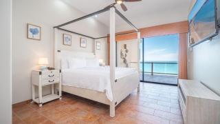 Coronado 901 2 BR 2 BA at Las Palomas - 1