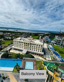 Condo by the Beach, Mactan Newtown - 5