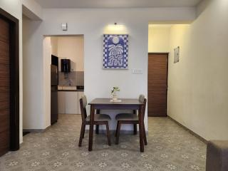 Tranquil 1BHK Heaven in Candolim - Modern Style, Pool, Walk from Beach - 5