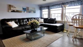 Escape To Yacht - Upstairs Apartment - 7