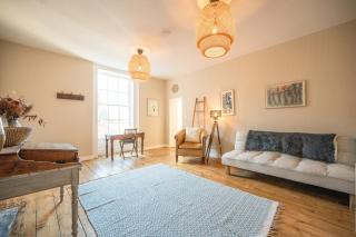 Suffolk House, Saxmundham - 0