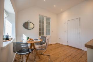 Suffolk House, Saxmundham - 4