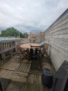 jacuzzi and horses - 6