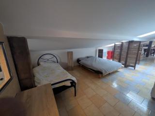 jacuzzi and horses - 4