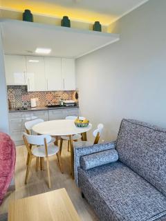 Triventi Apartament 2 sypialnie, garaż, blisko Tropikana i wyciąg na Kopę - 0