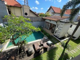 Balcony Living Apartment - 5