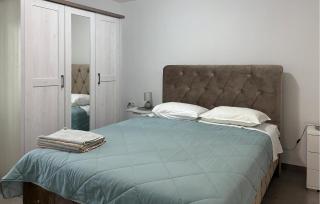 3 Bedroom Lovely Apartment In Sukosan - 7