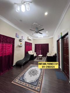 Dmfamilyhomestay - 0