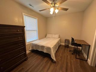 Bright and Cozy 4BR Home Away from Home - 8