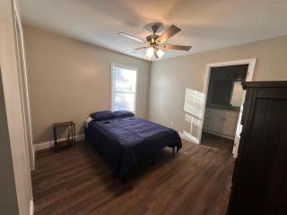 Bright and Cozy 4BR Home Away from Home - 2