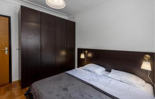 1 Bedroom Stunning Apartment In Crikvenica - 2