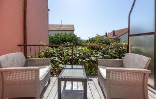 2 Bedroom Cozy Apartment In Podaca - 0