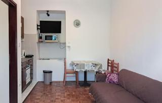 1 Bedroom Awesome Apartment In Novi Vinodolski - 8