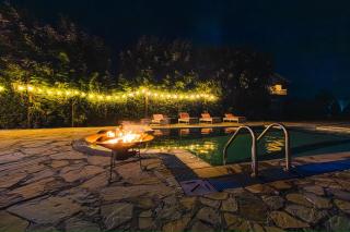 Golden View Manor - 4