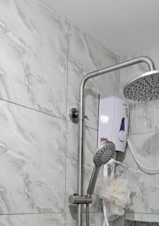 1 Bedroom Townhouse with Airconditon ,Water heater and free wifi,fully furnished - 8