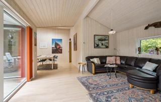 Nice Home In Dronningmølle With Sauna - 7