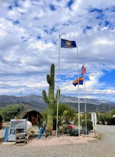 Black Canyon Campground Modern Sleeping Pods Tiny Homes - 7