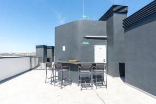 Skyline VIII Pool & Coworking by ELE Apartments - 1