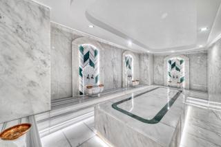 ,Ultra Luxury Holiday Apt in the Heart of the City - 5