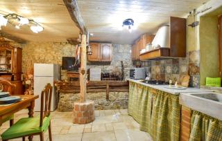 2 Bedroom Stunning Home In Casoli - 6