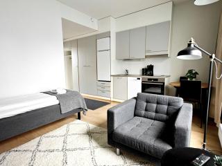 Convenient Studio for 1 - 8