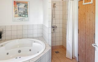 Amazing Apartment In Faaborg With Sauna - 5