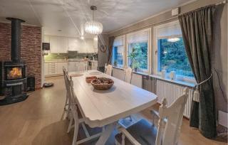 Cozy Home In Flekkefjord With House Sea View - 5