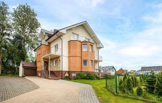 Stunning Apartment In Jastrzebia Gora With Sauna - 4