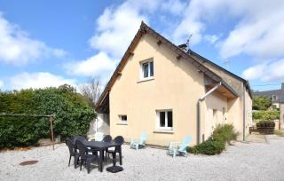 Three Bedroom Lovely Home In Joganville - 2