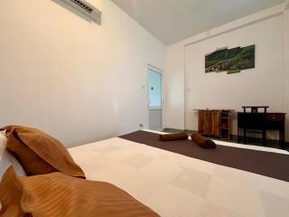 Relax Inn Breeze - 1