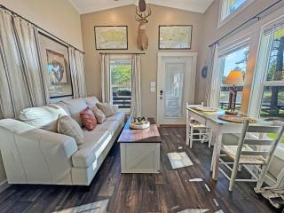 Little Dolly (In The Pines at KY Lake) 105 Pine Grove Lane, Dover, TN 37058 - 9