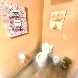 Just Listed! THE GROTTO w In Suite Jacuzzi-Pets Welcome 420 Friendly Apartment - Gatlinburg - 6